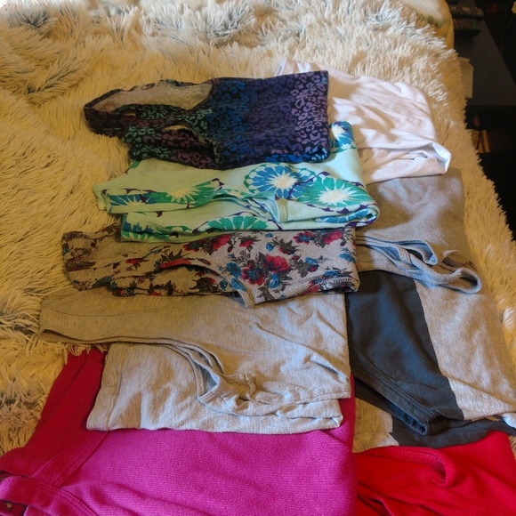 10 womens ribbed tank tops - Picture 2 of 8